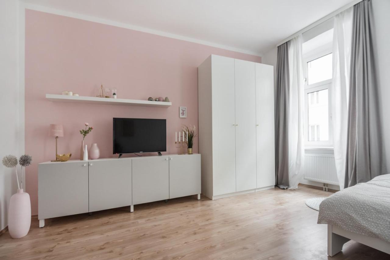 Nice Apartment In Lovely Area Bécs Kültér fotó