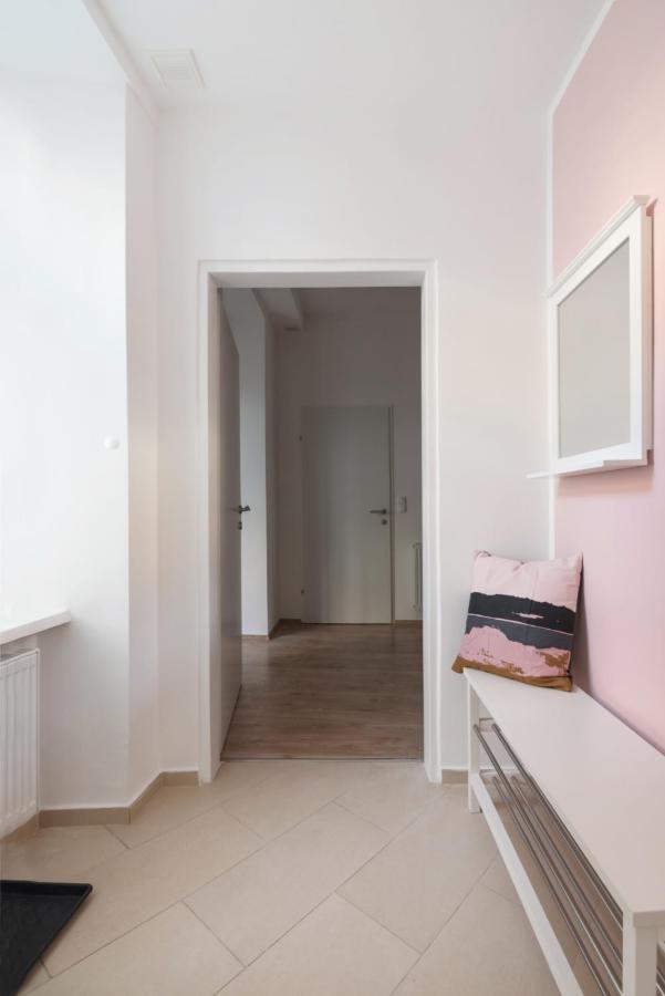 Nice Apartment In Lovely Area Bécs Kültér fotó